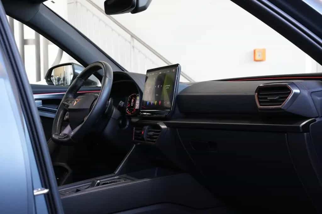 Cupra Formentor VZ 4Drive *AUT*PANO*NAV*LED*KEYLEES*BE 02/2022-photo-17