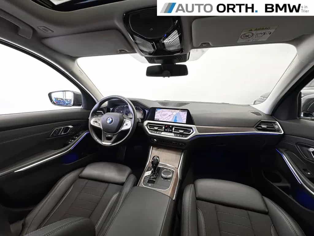 BMW 3 Series 320d xDrive Touring AUT. SPORT-L PANO HUD ST-HZG 01/2021-photo-11