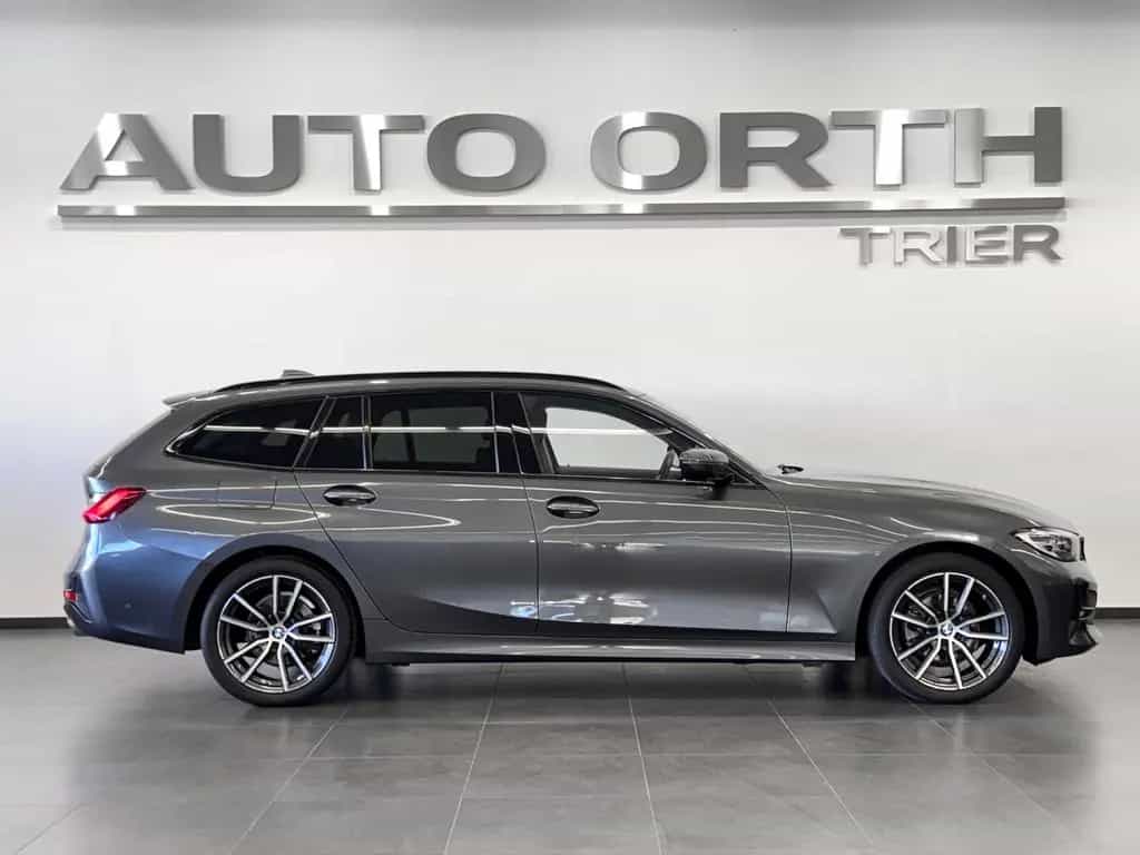 BMW 3 Series 320d xDrive Touring AUT. SPORT-L PANO HUD ST-HZG 01/2021-photo-5