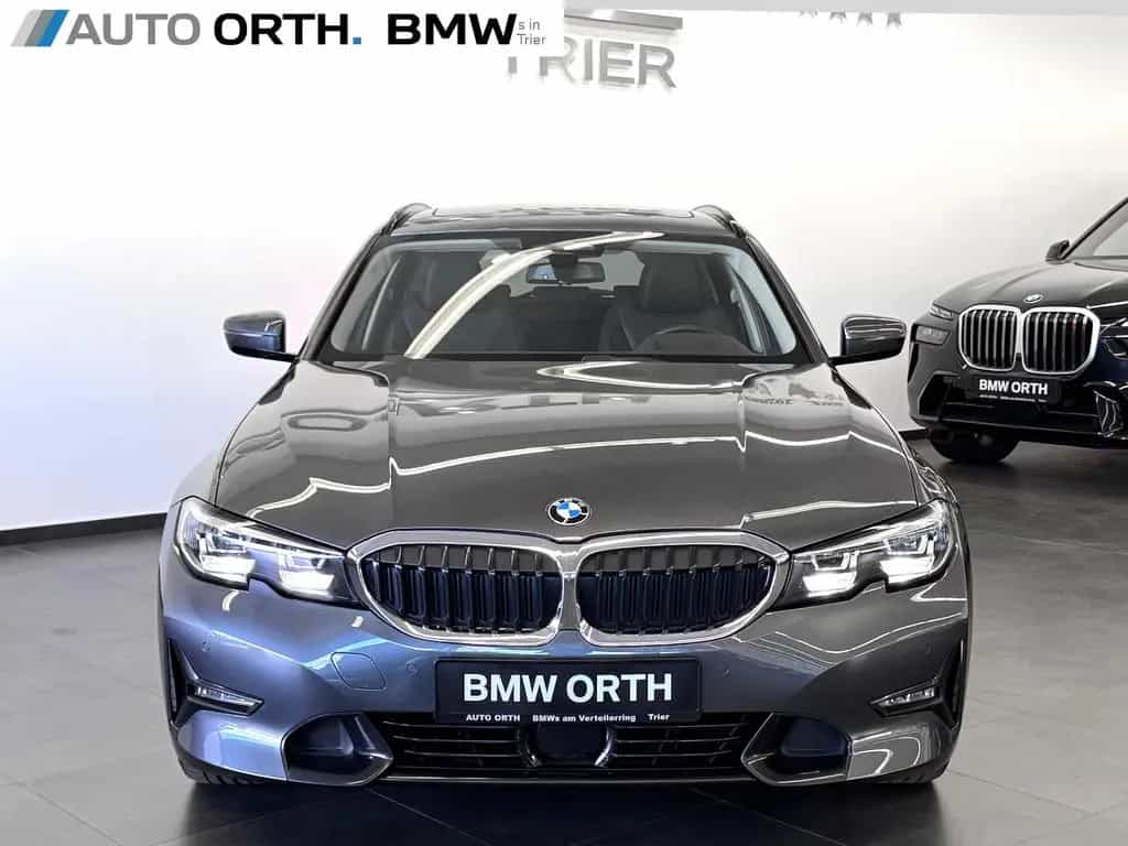 BMW 3 Series 320d xDrive Touring AUT. SPORT-L PANO HUD ST-HZG 01/2021-photo-6