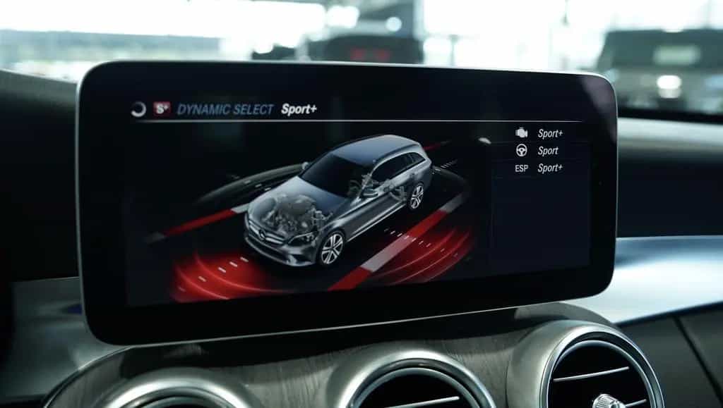 Mercedes-Benz C 200 T 4M AMG Line 2.H *BURM *Pano *Ambiente 12/2018-photo-40