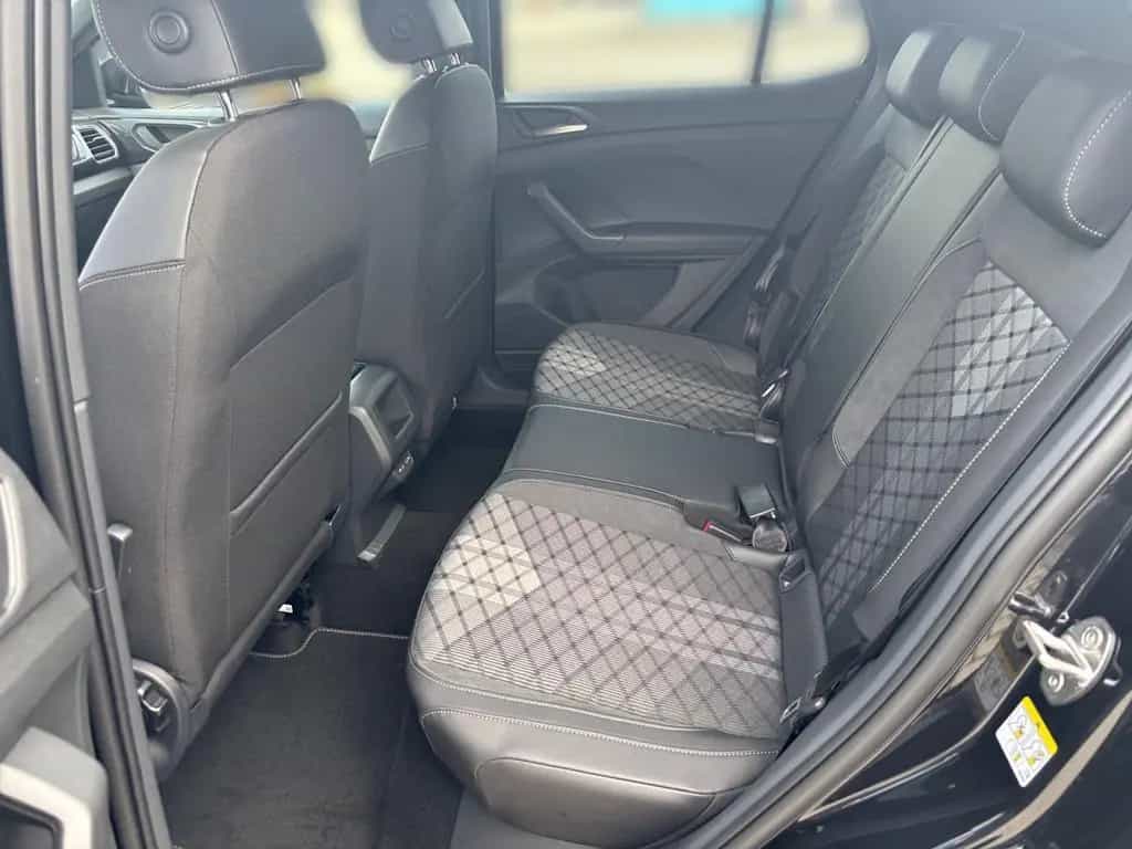 Volkswagen T-Cross R-Line 04/2026-photo-10