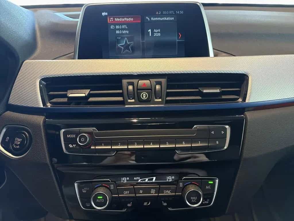BMW X1 xDrive20i Aut. M SPORT Pano,Kam,SpoSi,HiFi,DA 08/2019-photo-13