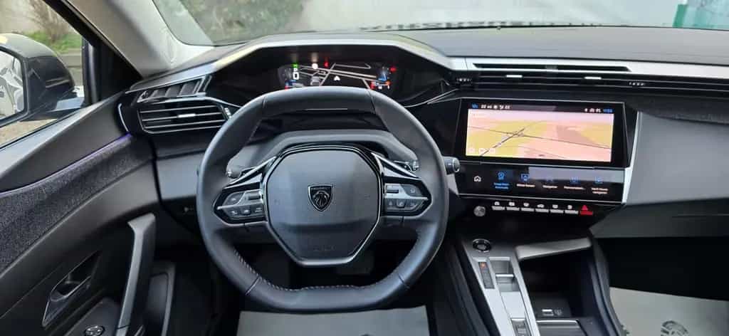 Peugeot 408 Allure Pack 130 EAT8*LHZ*SHZ*360°*Navi*LED* 03/2023-photo-14