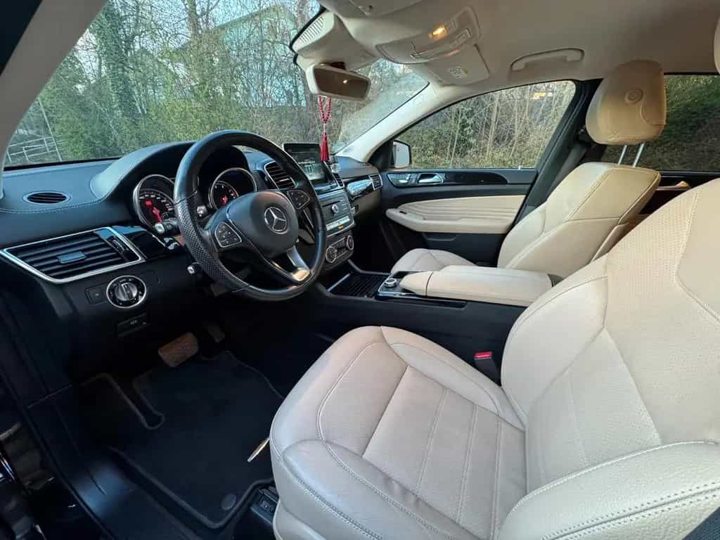 Mercedes-Benz GLE-Class 400 4MATIC - 09/2017-photo-8