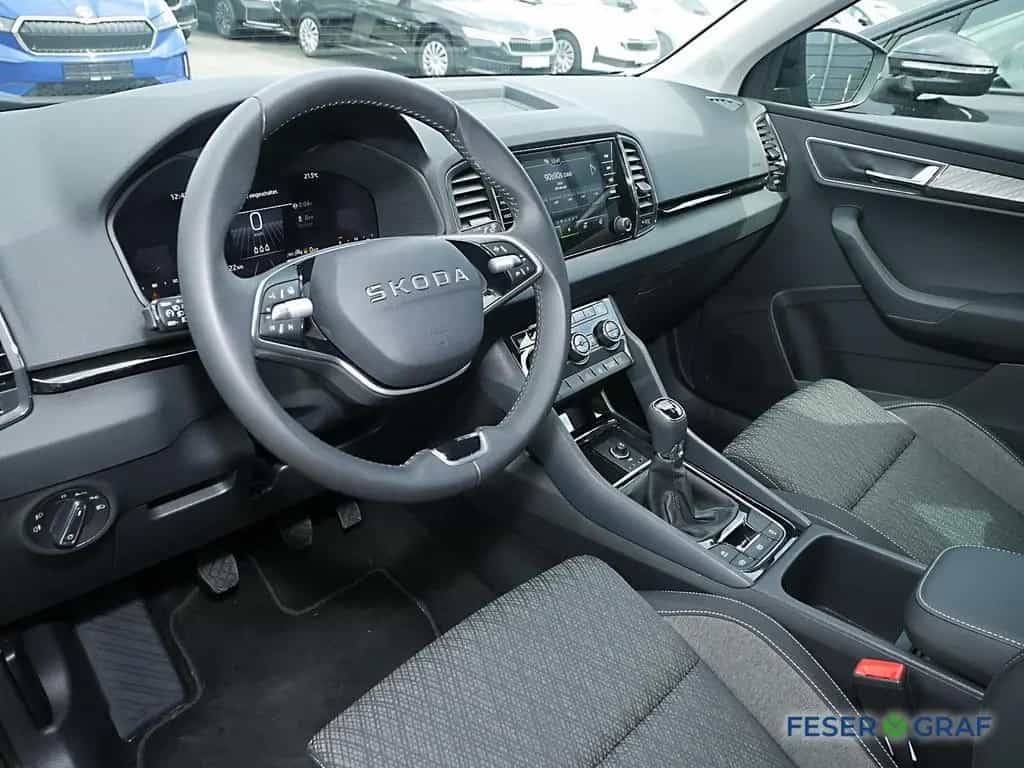 Skoda Karoq 1.5 TSI Selection Alu 17" Smart Link Sitzh 08/2025-photo-6