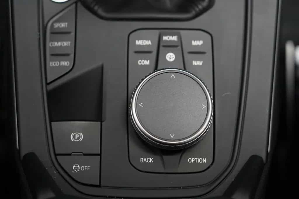 BMW 1 Series 118i M-Sport Lkrd LED *Neues Modell* Scheckheft 10/2019-photo-34