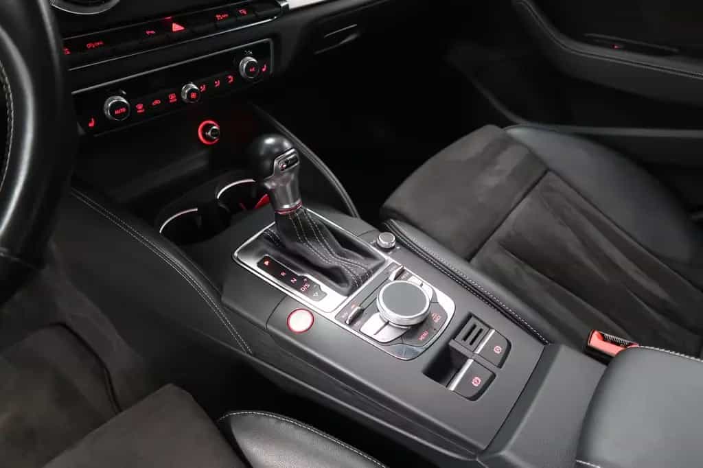 Audi S3 Sportback 2.0 TFSI quattro*Carplay*Led*Pdc* 03/2015-photo-18
