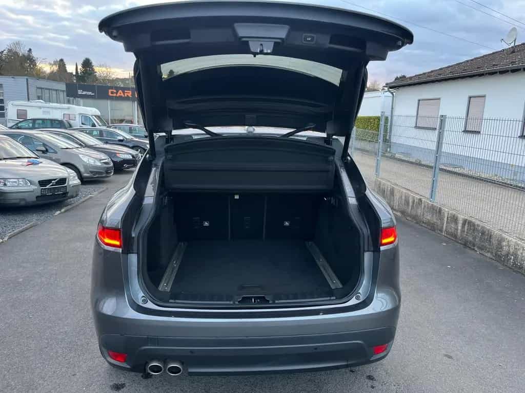 Jaguar F-Pace R-Sport AWD/Leder/Pano/Cam/Navi/Ahk/Xenon 05/2018-photo-18