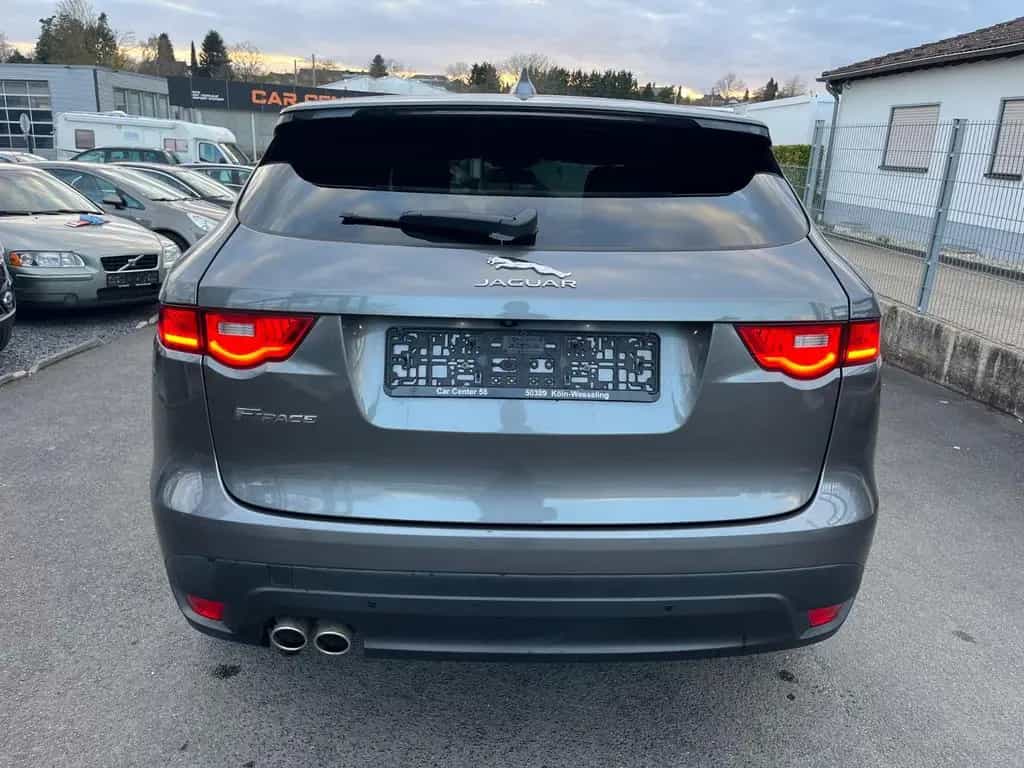 Jaguar F-Pace R-Sport AWD/Leder/Pano/Cam/Navi/Ahk/Xenon 05/2018-photo-5