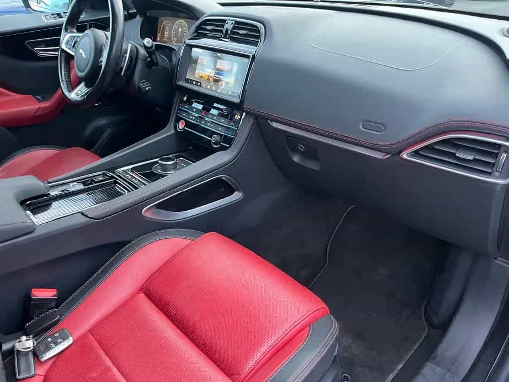 Jaguar F-Pace R-Sport AWD/Leder/Pano/Cam/Navi/Ahk/Xenon 05/2018-photo-8