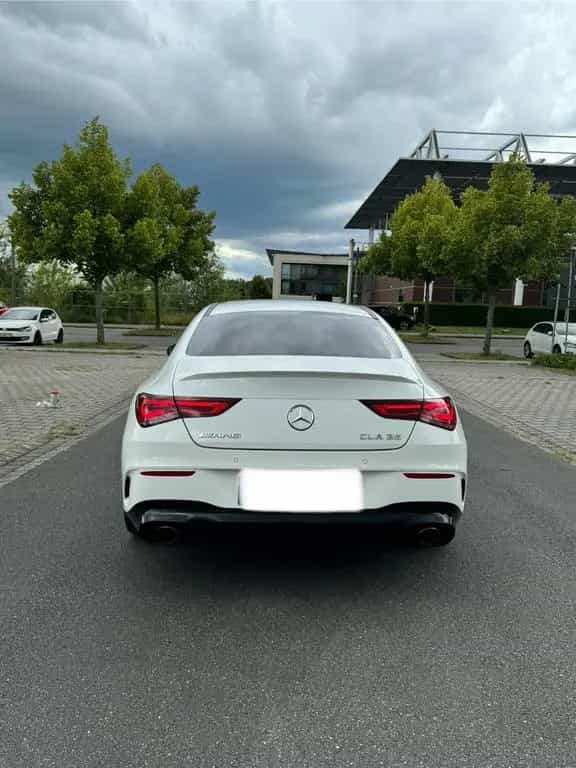Mercedes-Benz CLA-Class 35 AMG Mercedes-AMG CLA 35 4MATIC DCT 09/2021-photo-4