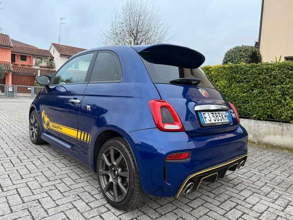 Abarth 595 1.4 Turbo T-Jet 04/2017-photo-3