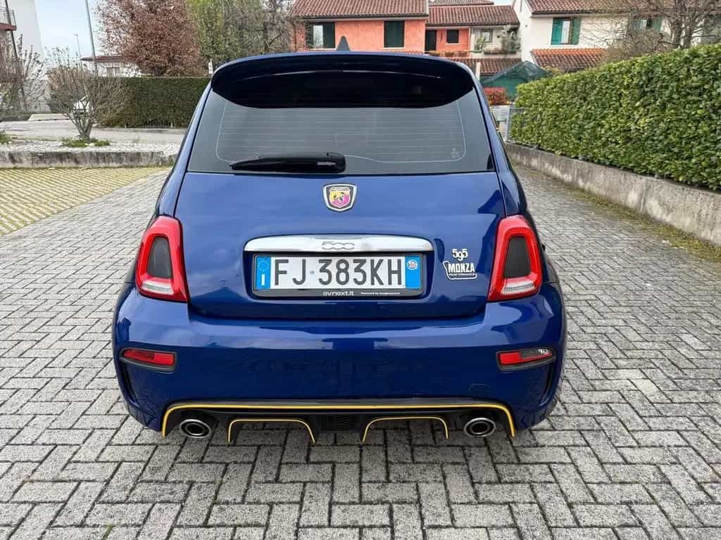 Abarth 595 1.4 Turbo T-Jet 04/2017-photo-4