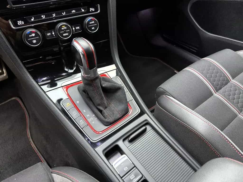 Volkswagen Golf 7 Lim. GTI Clubsport *Bi-Xenon*RFK*SHZ* 04/2016-photo-13