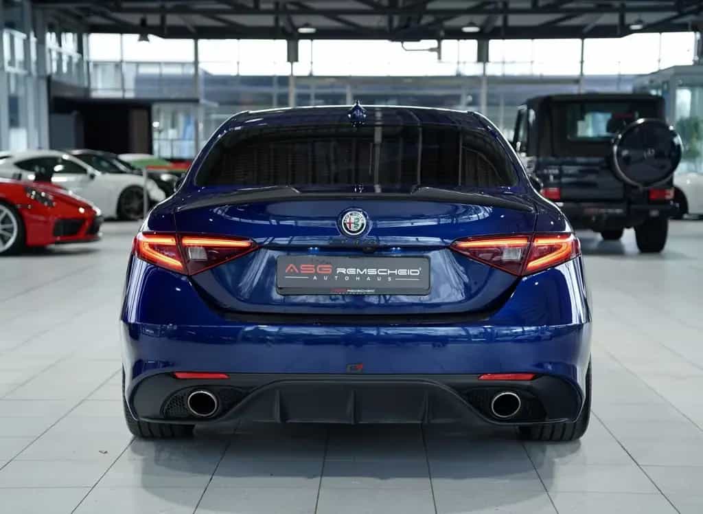 Alfa Romeo Giulia Veloce Q4 Lusso *2.HD *H&K *Bi-Xenon *19 07/2019-photo-7