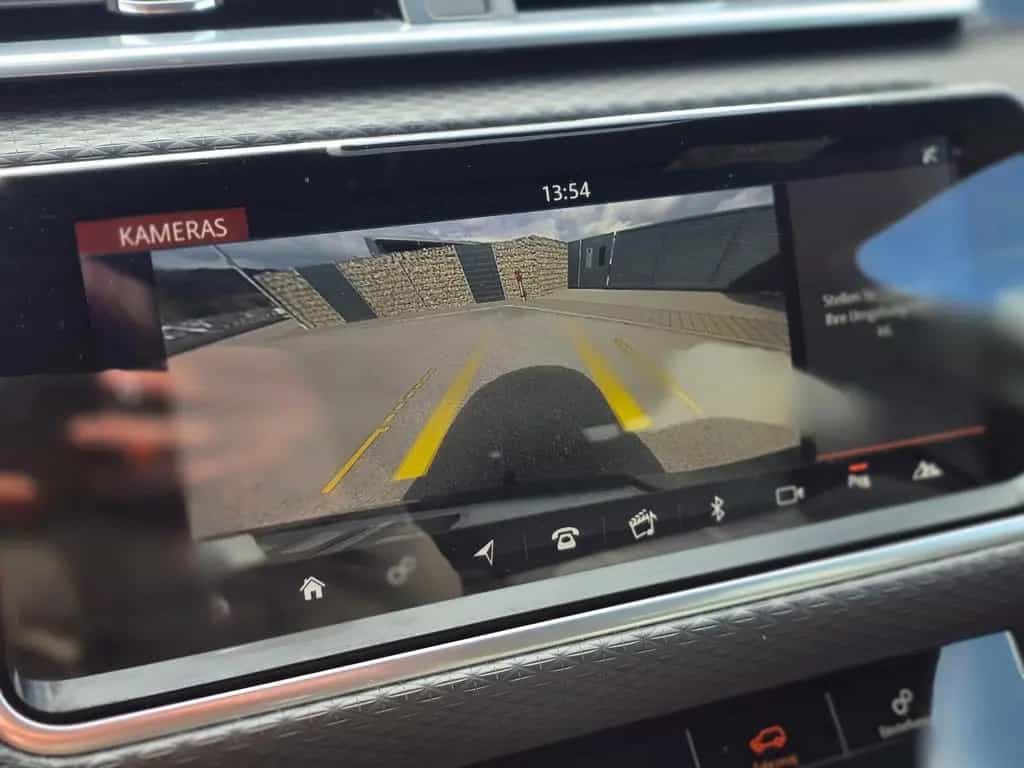 Land Rover Range Rover Velar 3.0V6 R-Dynamic SE/MatrixLED/Luftfederung 04/2018-photo-20