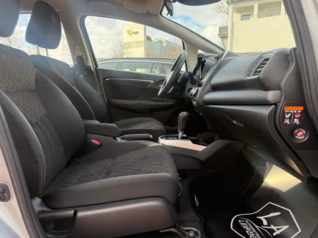 Honda Jazz Comfort NAVI*PDC*LED*AUTOMATIK*SITZH*SPURHA 03/2016-photo-17