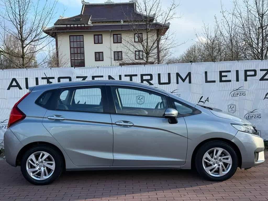 Honda Jazz Comfort NAVI*PDC*LED*AUTOMATIK*SITZH*SPURHA 03/2016-photo-4