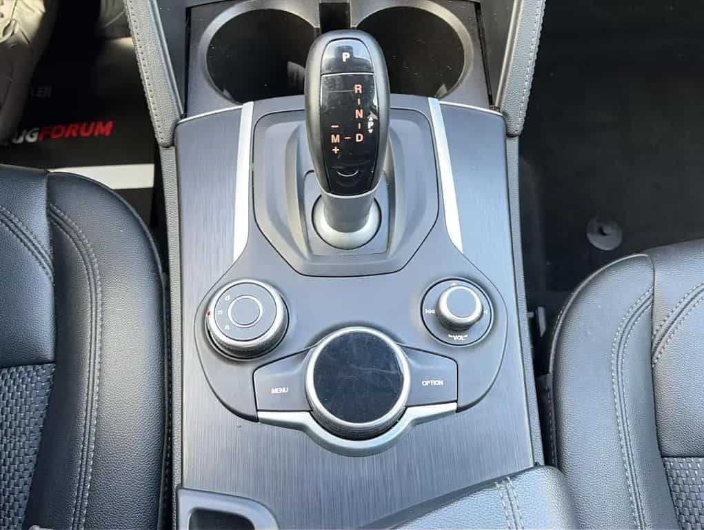 Alfa Romeo Stelvio Super Q4*Bi-Xenon*Leder*Sound Theatre 02/2019-photo-20