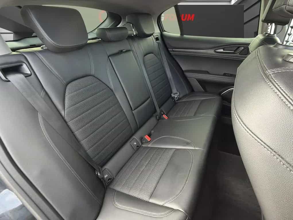 Alfa Romeo Stelvio Super Q4*Bi-Xenon*Leder*Sound Theatre 02/2019-photo-8
