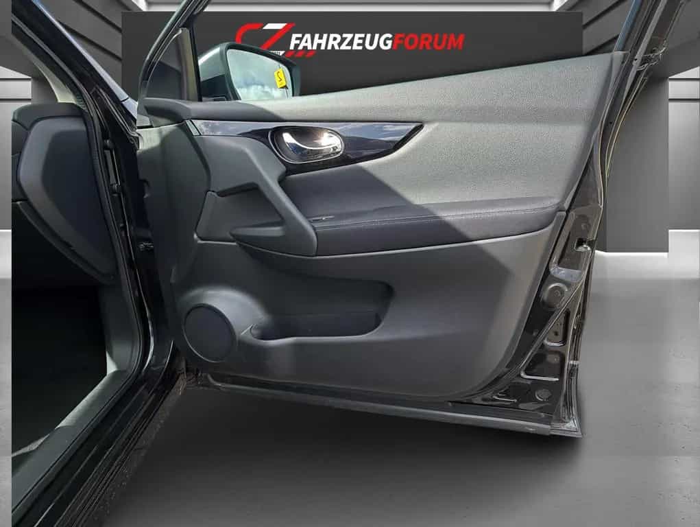 Nissan Qashqai N-Connecta 4x4*Tempomat*Rückfahrkam. 10/2020-photo-17