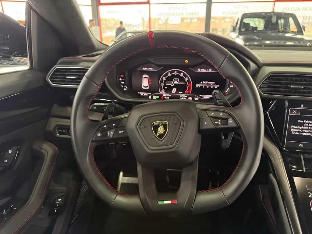 Lamborghini Urus S*PANO*B&O*KERAMIK*23Zoll 01/2025-photo-13