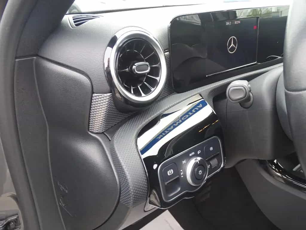 Mercedes-Benz A-Class 180 PROGRESSIVE*NAVI*MBUX*LED*SHZG*TEL*TEMPO* 04/2019-photo-12