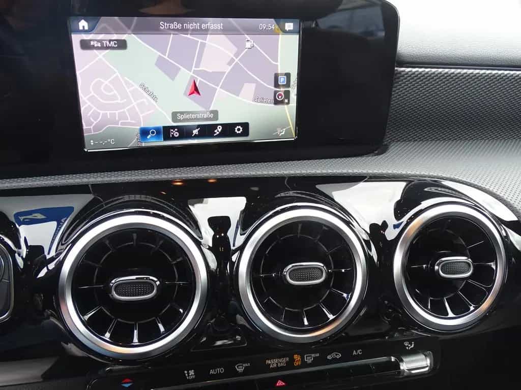 Mercedes-Benz A-Class 180 PROGRESSIVE*NAVI*MBUX*LED*SHZG*TEL*TEMPO* 04/2019-photo-15