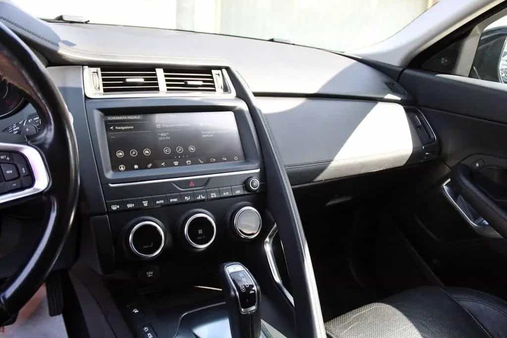 Jaguar E-Pace - E-pace - 2.0D 180CV AWD aut. R-Dynamic 03/2019-photo-12