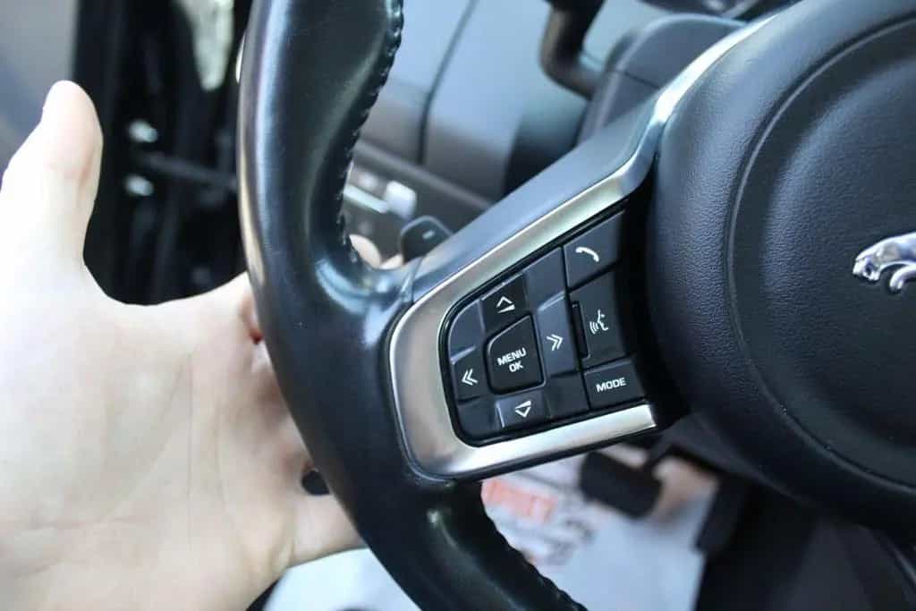 Jaguar E-Pace - E-pace - 2.0D 180CV AWD aut. R-Dynamic 03/2019-photo-13