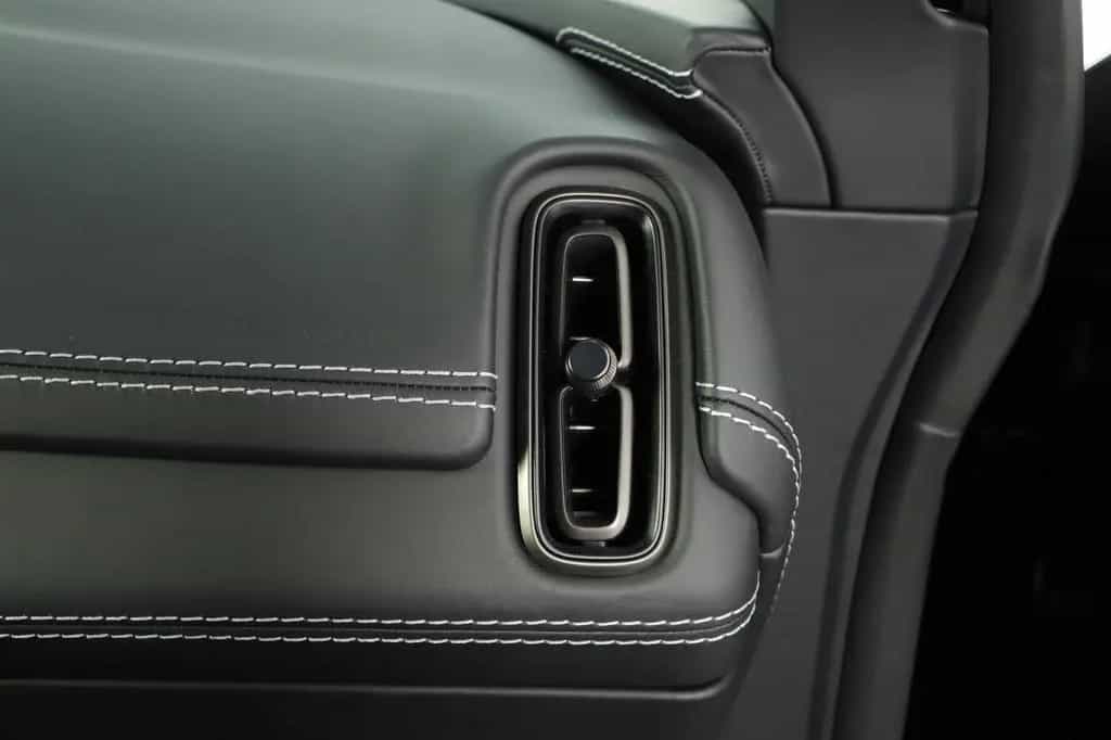 Aston Martin DBX V8 707 1.Hand GARANTIE-AM 03/2023-photo-23