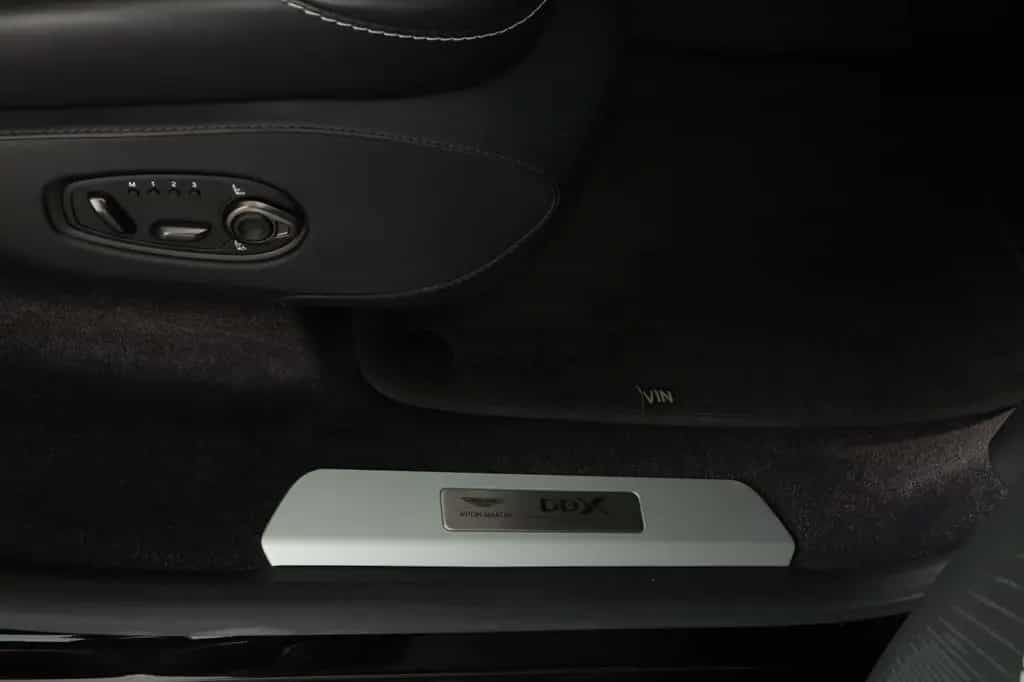 Aston Martin DBX V8 707 1.Hand GARANTIE-AM 03/2023-photo-25