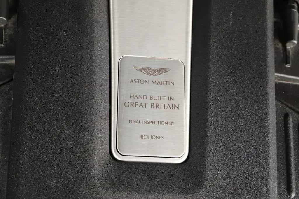 Aston Martin DBX V8 707 1.Hand GARANTIE-AM 03/2023-photo-32
