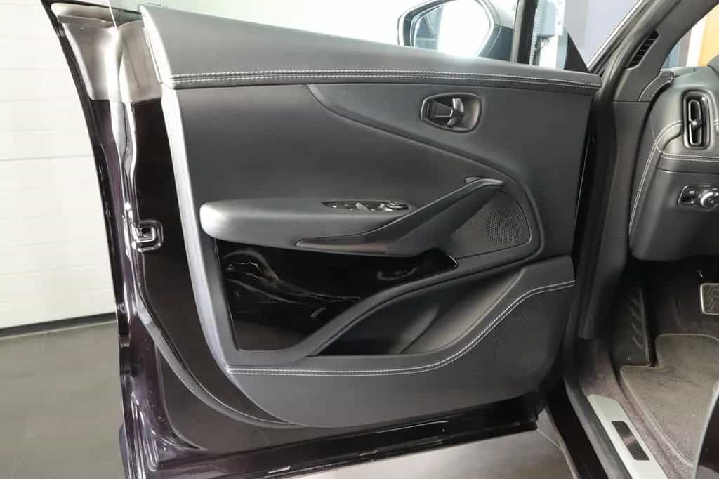 Aston Martin DBX V8 707 1.Hand GARANTIE-AM 03/2023-photo-4