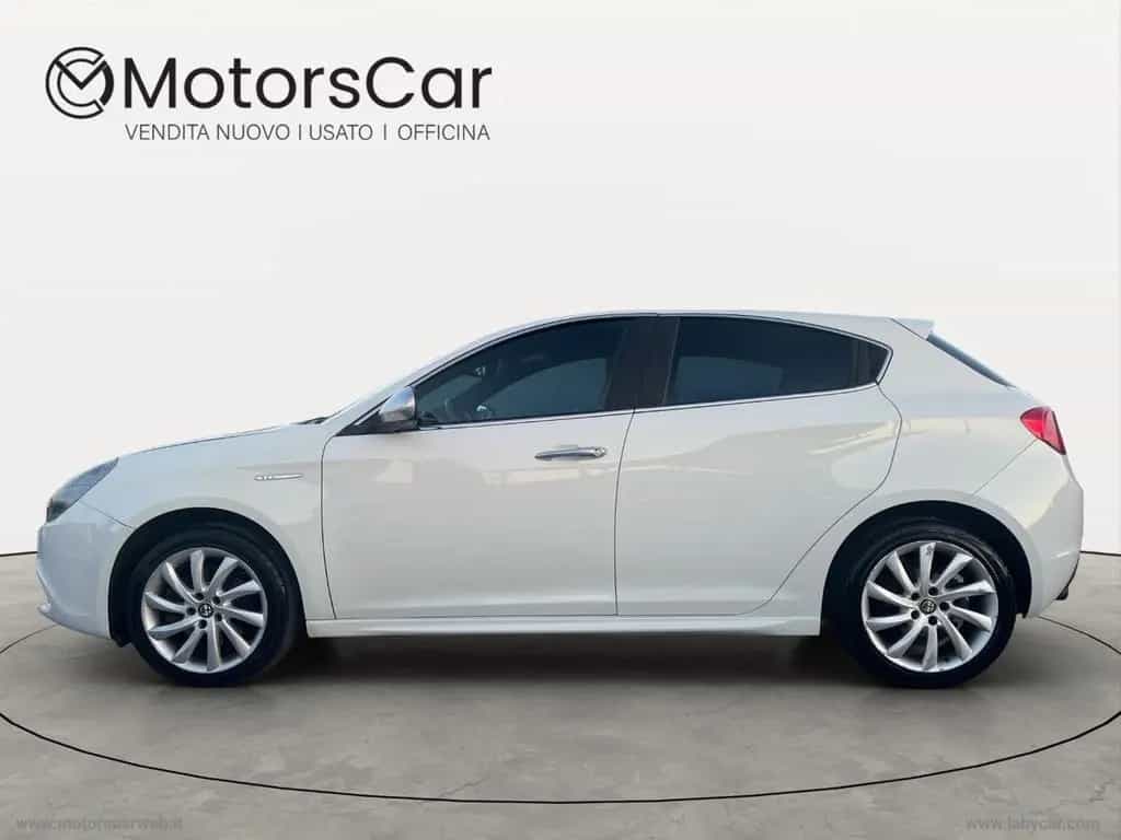 Alfa Romeo Giulietta ROMEO Giulietta 2.0 JTDm-2 140 CV Distincti 02/2011-photo-3