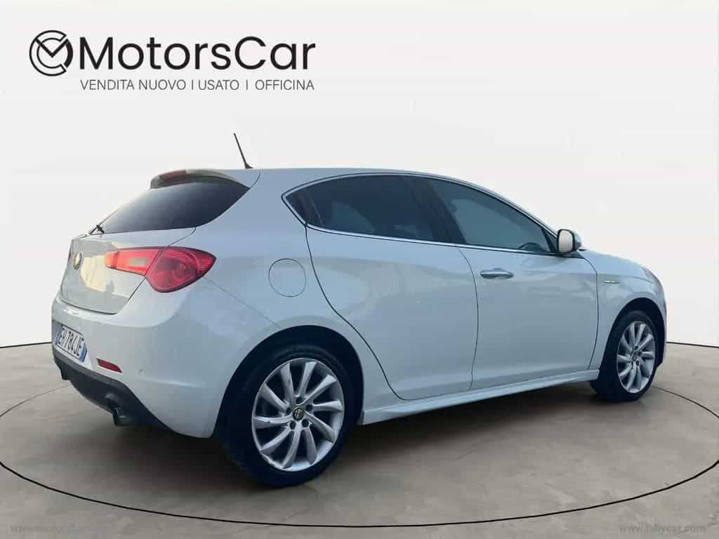 Alfa Romeo Giulietta ROMEO Giulietta 2.0 JTDm-2 140 CV Distincti 02/2011-photo-7