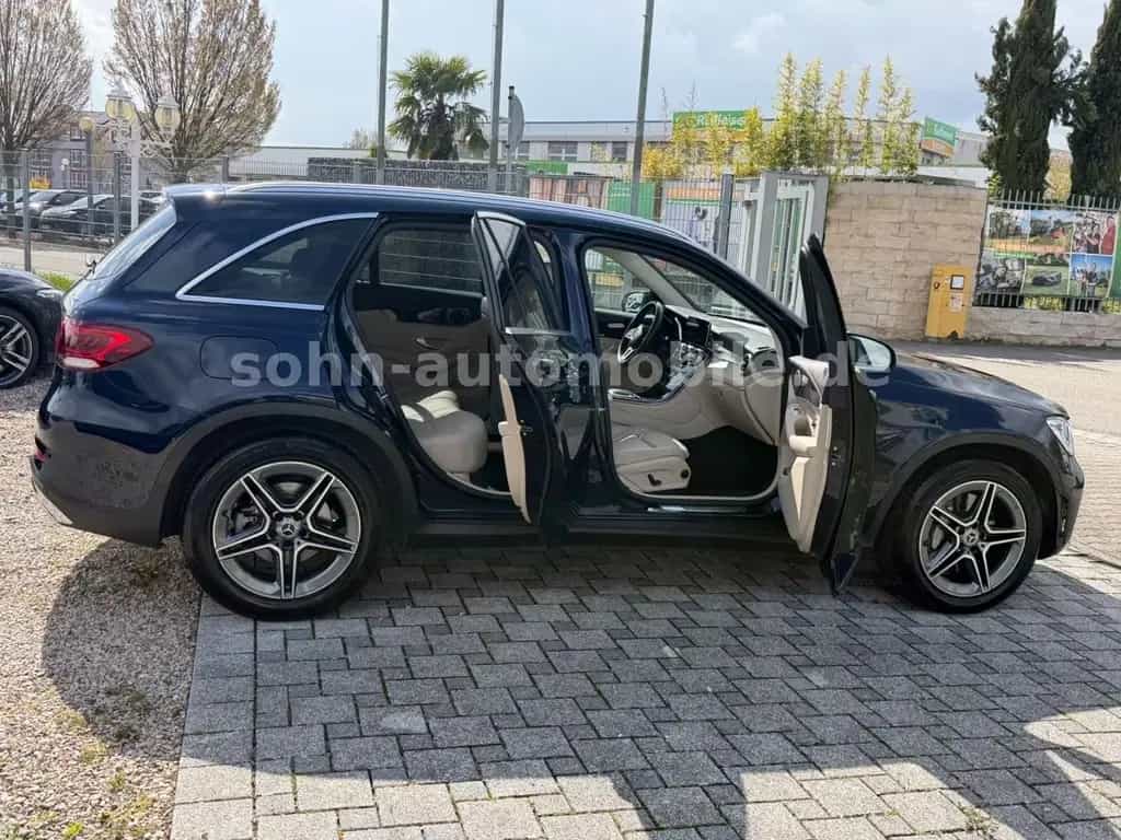 Mercedes-Benz GLC-Class 300 4M AMG-Line+MANUFAKTUR/1.Hand/Multib/RFK 03/2020-photo-10