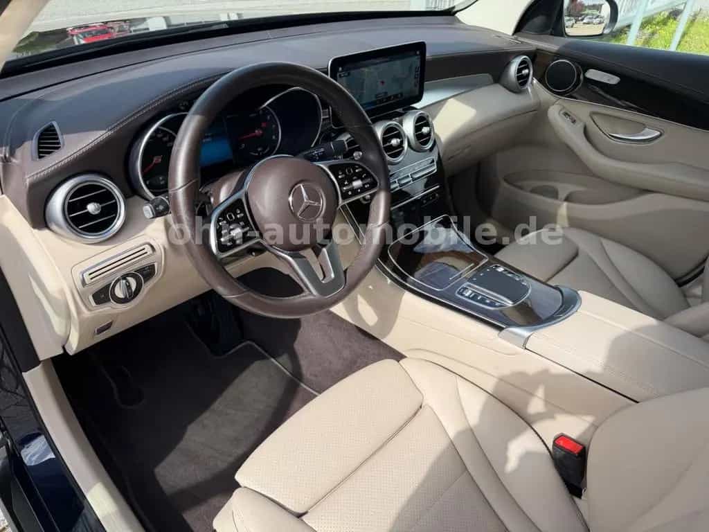 Mercedes-Benz GLC-Class 300 4M AMG-Line+MANUFAKTUR/1.Hand/Multib/RFK 03/2020-photo-16