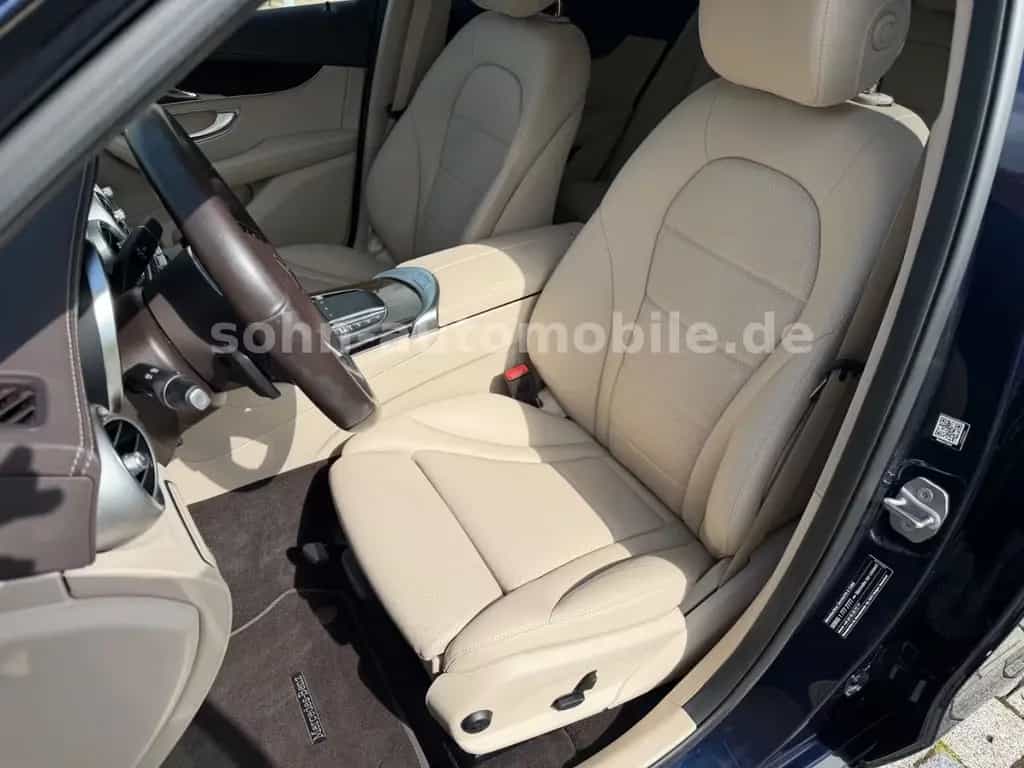 Mercedes-Benz GLC-Class 300 4M AMG-Line+MANUFAKTUR/1.Hand/Multib/RFK 03/2020-photo-20
