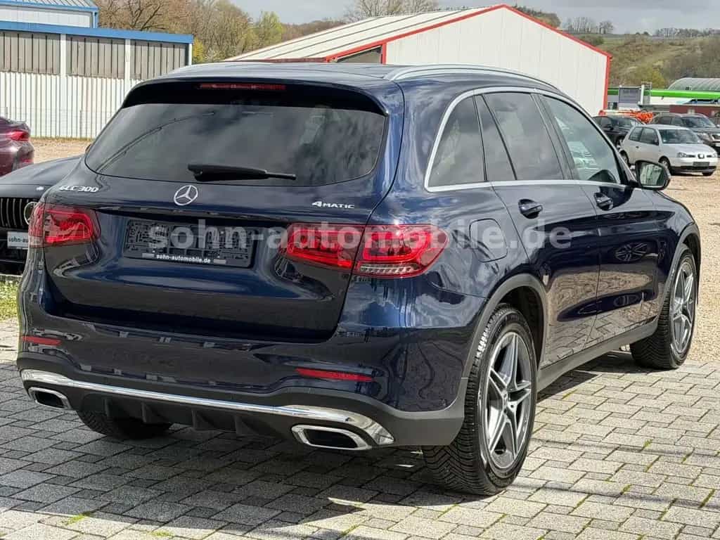 Mercedes-Benz GLC-Class 300 4M AMG-Line+MANUFAKTUR/1.Hand/Multib/RFK 03/2020-photo-31