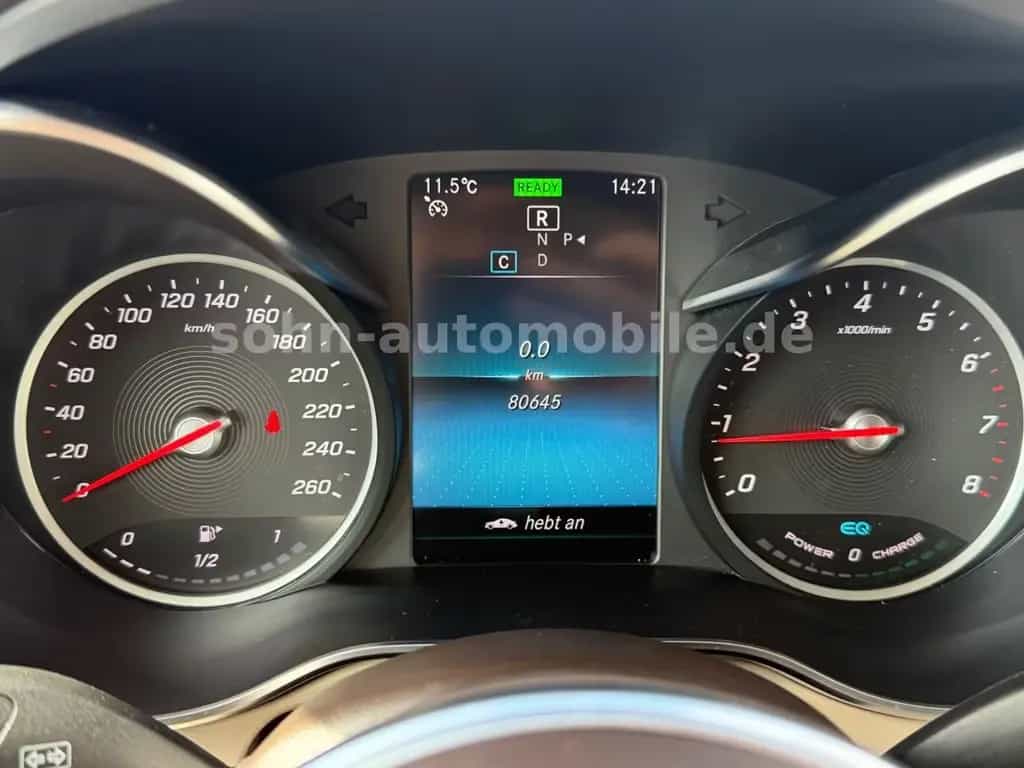 Mercedes-Benz GLC-Class 300 4M AMG-Line+MANUFAKTUR/1.Hand/Multib/RFK 03/2020-photo-37