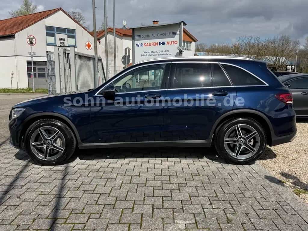 Mercedes-Benz GLC-Class 300 4M AMG-Line+MANUFAKTUR/1.Hand/Multib/RFK 03/2020-photo-4