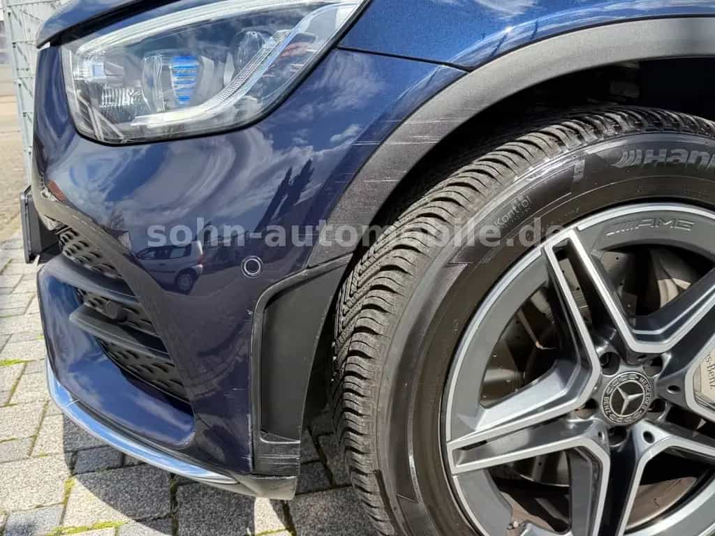 Mercedes-Benz GLC-Class 300 4M AMG-Line+MANUFAKTUR/1.Hand/Multib/RFK 03/2020-photo-47