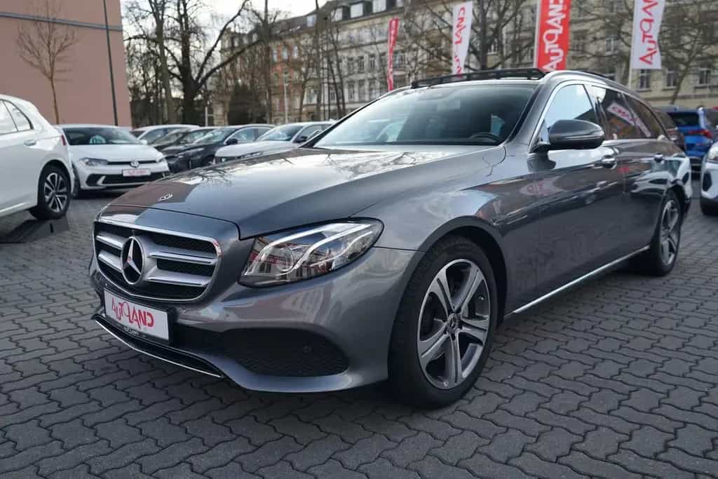 Mercedes-Benz E-Class T-Modell Avantgarde LED Navi 360° Panorama 03/2017-photo-1