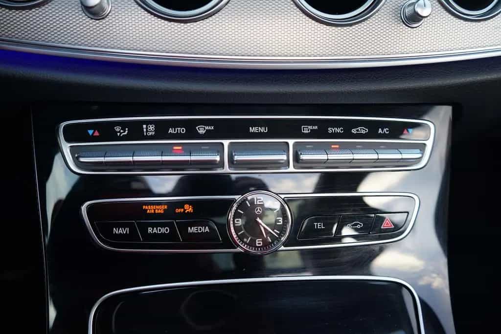 Mercedes-Benz E-Class T-Modell Avantgarde LED Navi 360° Panorama 03/2017-photo-13