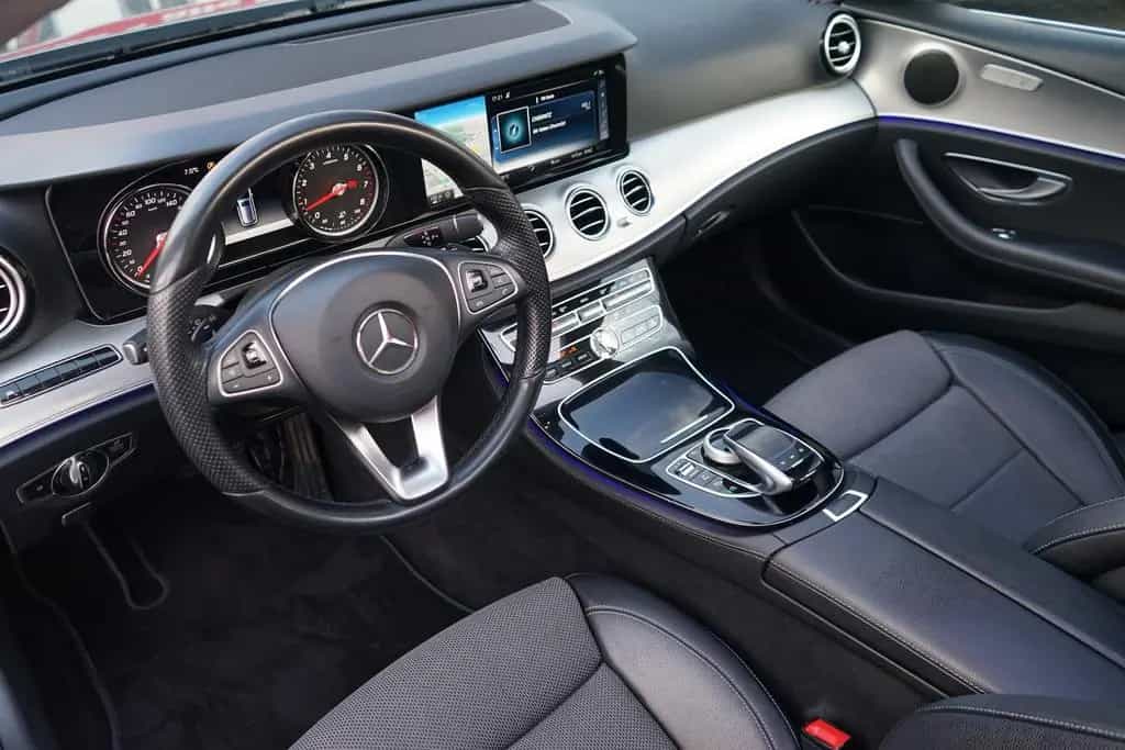 Mercedes-Benz E-Class T-Modell Avantgarde LED Navi 360° Panorama 03/2017-photo-29