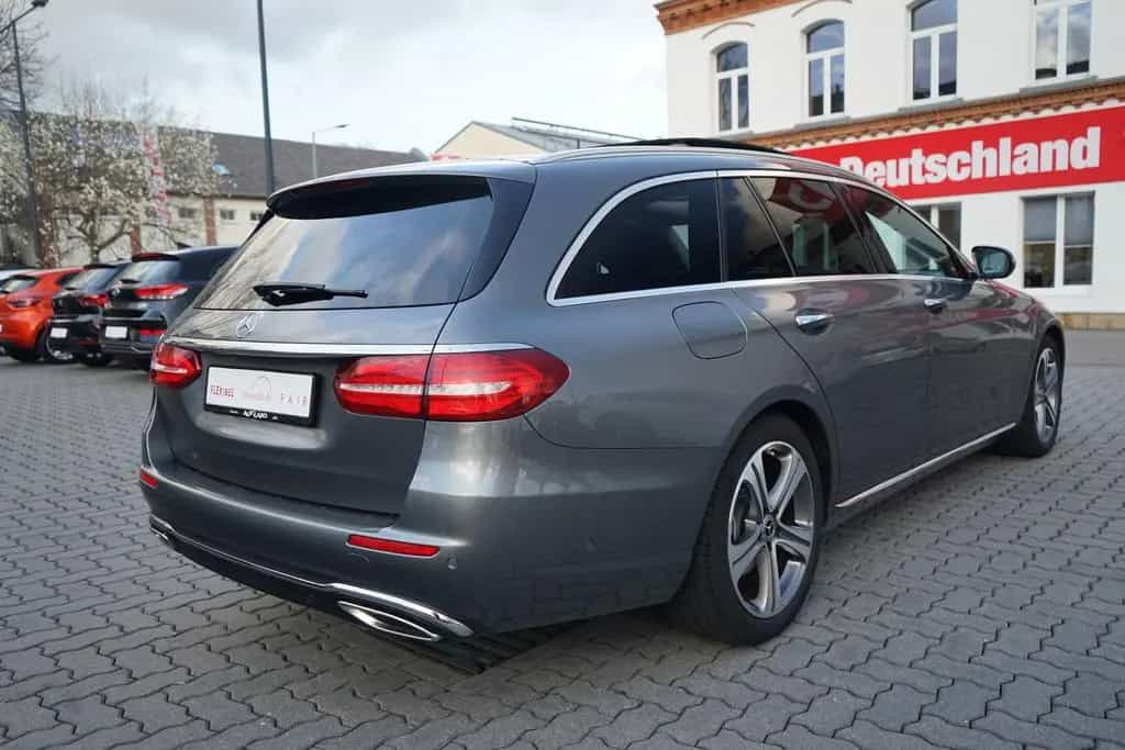 Mercedes-Benz E-Class T-Modell Avantgarde LED Navi 360° Panorama 03/2017-photo-5