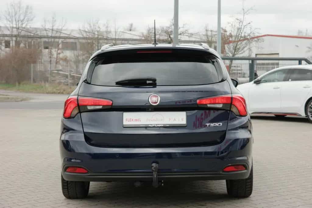 Fiat Tipo Kombi 1.6 E-torQ Lounge Navi Sitzheizung 04/2017-photo-4