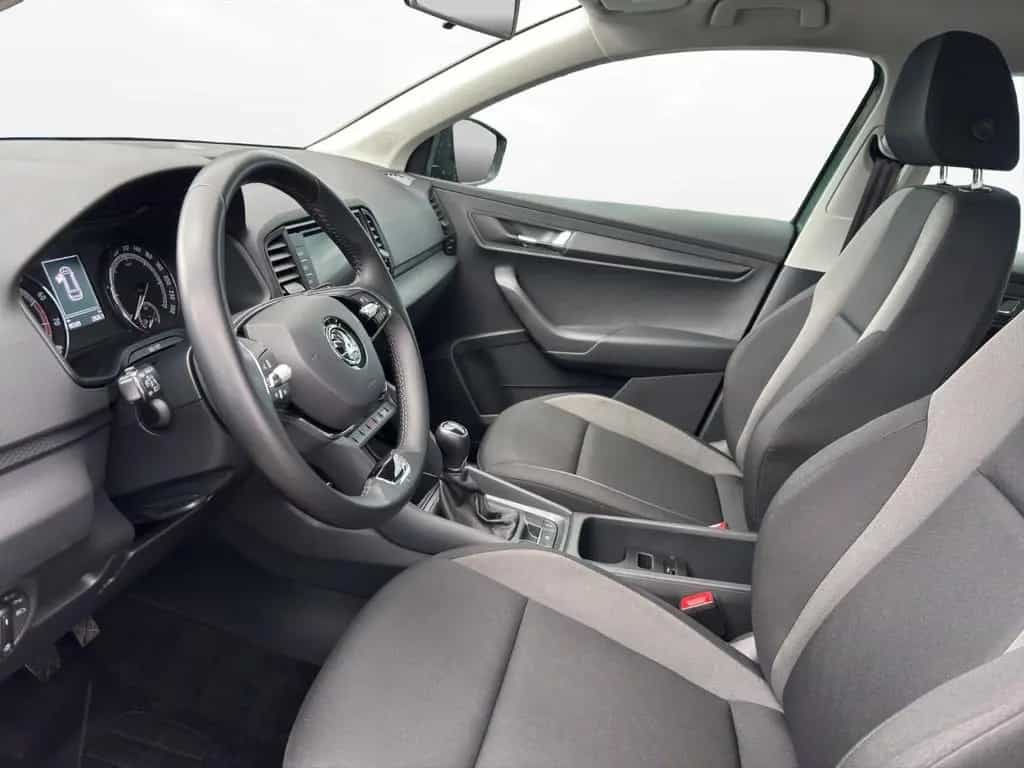 Skoda Karoq 1.0 TSI Active 06/2021-photo-4